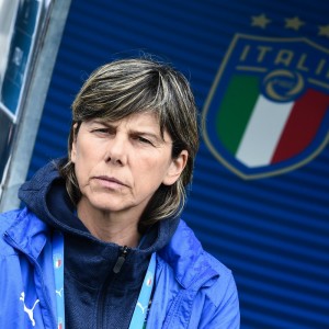 Milena Bertolini: scopri chi è l'allenatrice della Nazionale di Calcio Femminile